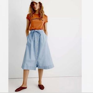 Madewell Tie Palisade Button-Front Midi Skirt in Chambray Size 10 Blue Pocket.
